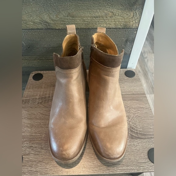 Korks Leather and Suede Zipper Booties Nude Tan Size 6.5 - Picture 7 of 14